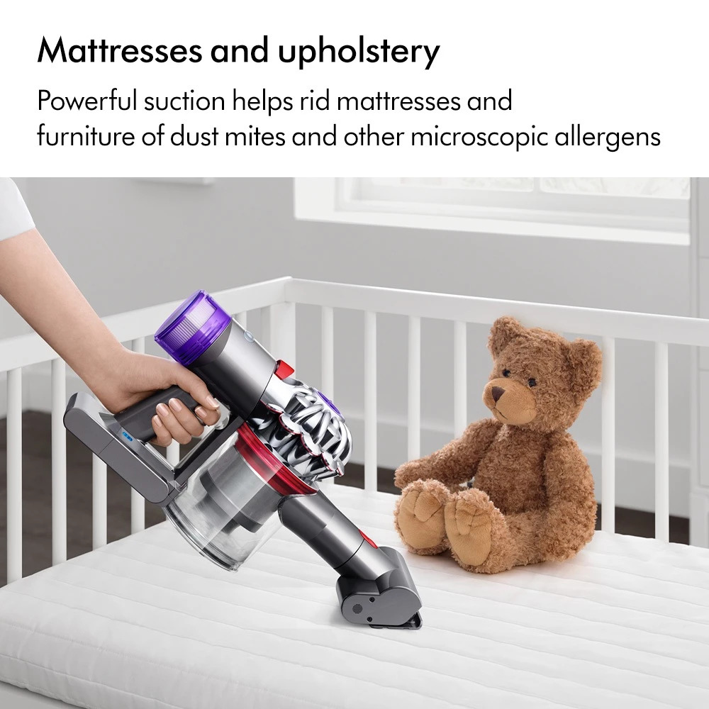 Dyson V8 Slim Fluffy Cordless Vacuum Cleaner | 4-in-1 with dock | 40 Mins Runtime | Soft Roller Head